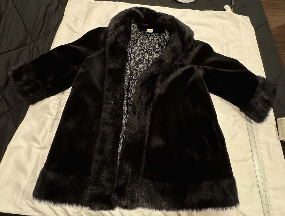Rare Vtg Disney Store Black Faux Fur Coat Swing Jacket Cape